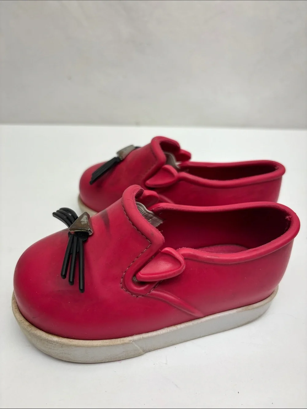 Mini Melissa slip on rubber shoes, SZ 6 for baby, box 73